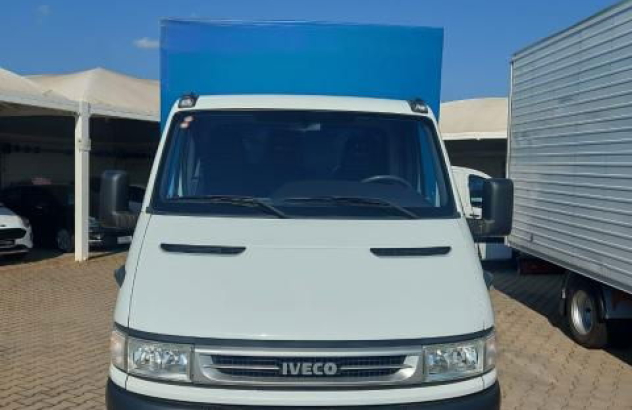 Fiat fiat iveco 35c10 con centine e teloni rimovibili 2006