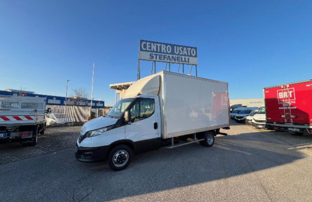 Iveco daily 35c16h3.0 box e sponda p 4100 2022