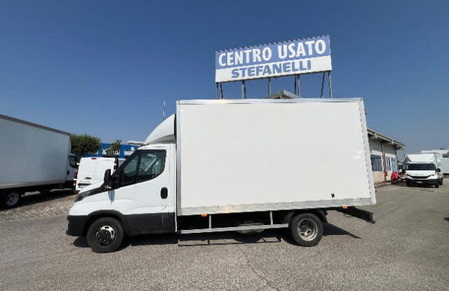 Iveco daily 35c16h 3.0 box - 4100 2021