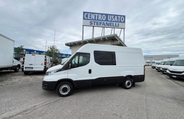 Iveco daily 35s16a8 v 7 posti 3520l 2021