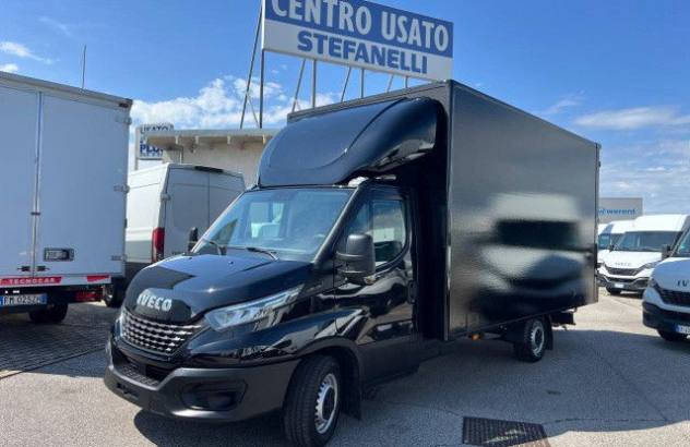 Iveco daily 35s16h-p box 2021