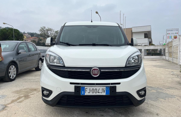 Fiat doblÃÂ² 5 posti autocarro 1.6mj 2017