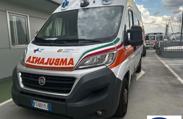 Fiat ducato ambulanza (3671) 2017