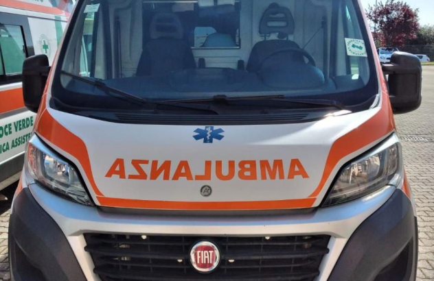 Fiat fiat ducato ambulanza sedin 2015