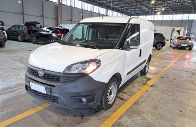 Fiat doblÃ² cargo 1.6 mjt 105cv ch1 business ses 2019