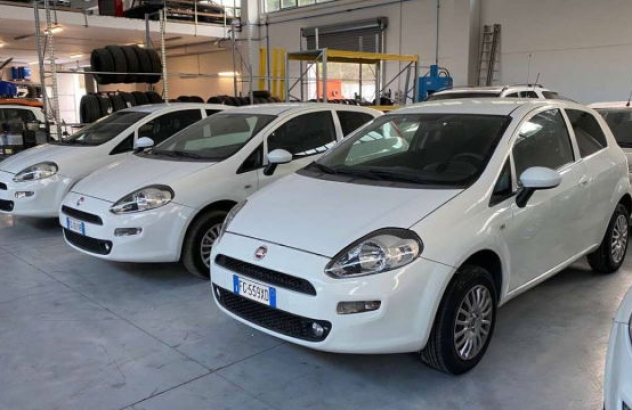 Fiat punto 7 van 2013 benzina 7 van 1.4 8v easy nat.p. 70cv clima 2p.ti 3p e6 2016