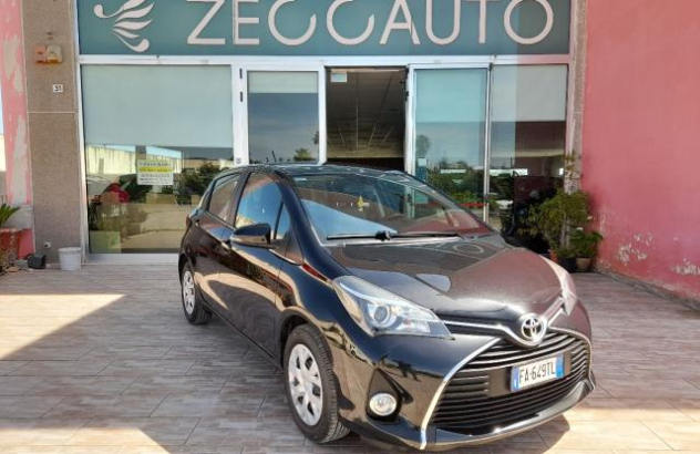 TOYOTA Yaris 1.0 5p. Active Benzina 2015