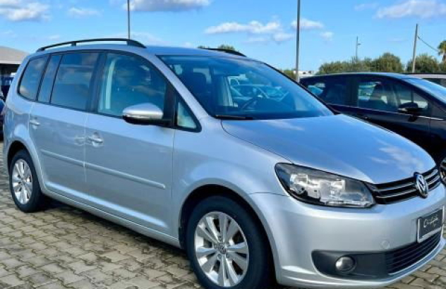 VOLKSWAGEN Touran 1.6 TDI DPF Comfortline Diesel 2015