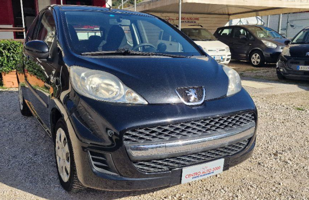 PEUGEOT 107 68CV 3p. Allure Benzina 2011