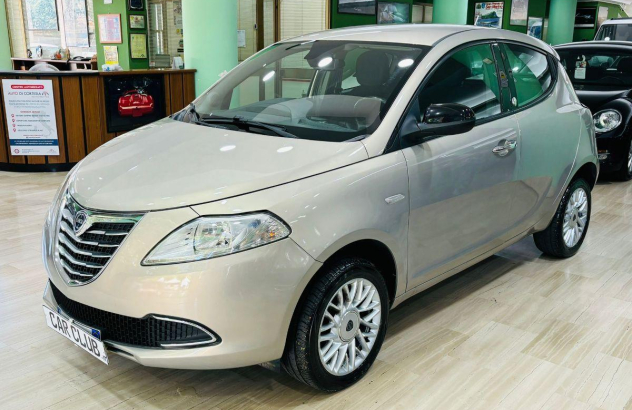 LANCIA Ypsilon 0.9 T.Air 85 CV 5 porte Metano Ecochic Elefantino Benzina 2013