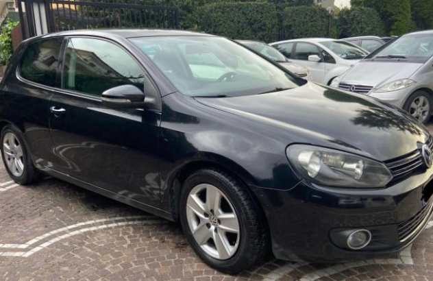 VOLKSWAGEN Golf 1.6 3p. Trendline Benzina 2009