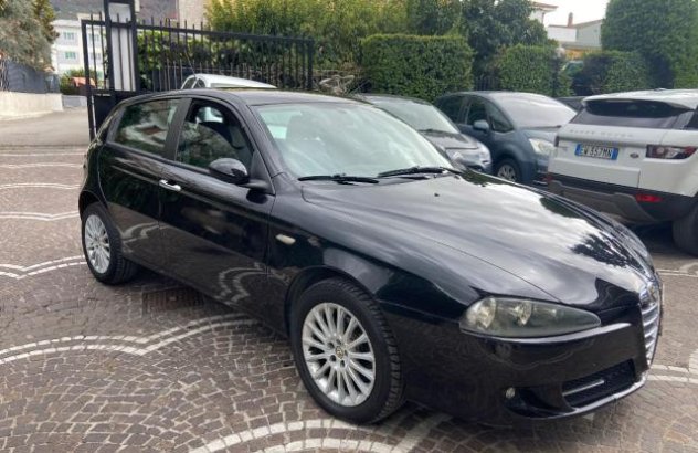 ALFA ROMEO 147 1.6 16V TS 5 porte Distinctive Benzina 2007