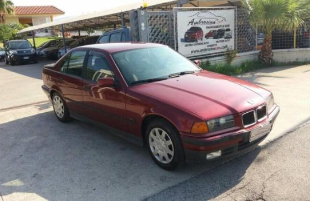 BMW Serie 3 318i 4 porte Europa Benzina 1995