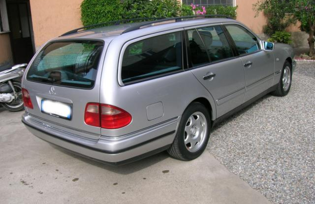 MERCEDES Classe E Station Wagon 300 turbodiesel Avantgarde Diesel 1998