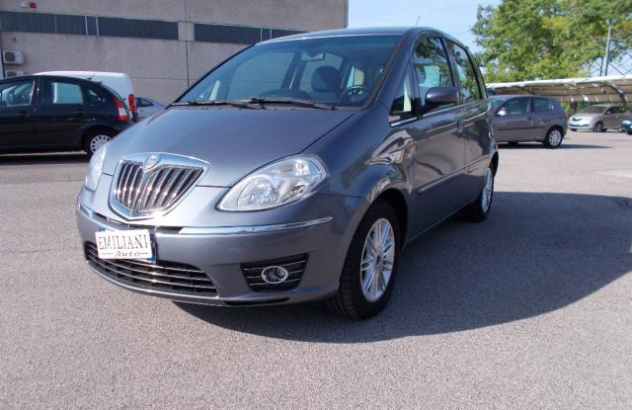 LANCIA Musa 1.4 Oro Plus Ecochic GPL GPL 2009