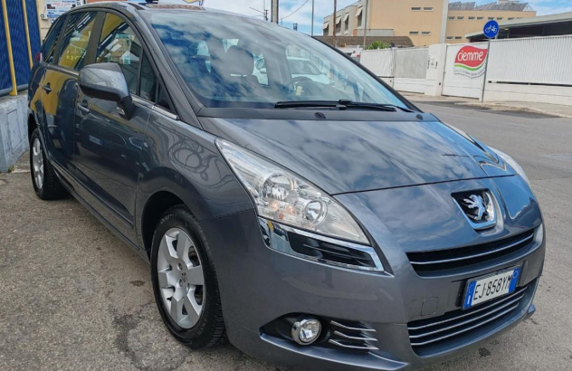 PEUGEOT 5008 1.6 HDi 112 CV Active Diesel 2011