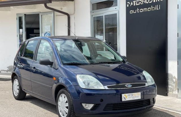 FORD Fiesta 1.4 16V 5p. Ghia Benzina 2004