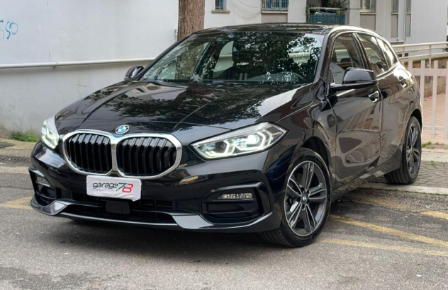 BMW Serie 1 118i 5p. Sport Benzina 2021