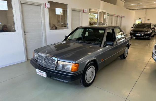 MERCEDES 190 diesel Diesel 1989