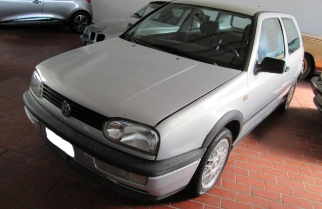 VOLKSWAGEN Golf  Benzina 1995