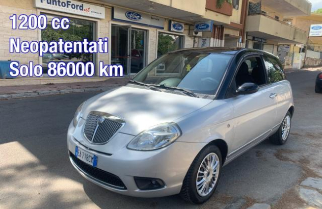 LANCIA Ypsilon 1.2 Diva Benzina 2010