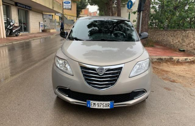 LANCIA Ypsilon 1.2 69 CV 5 porte SeS Platinum Benzina 2012