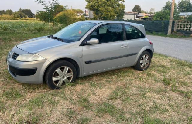 RENAULT Mégane 1.6 16V 3p. Confort Authentique Benzina 2005