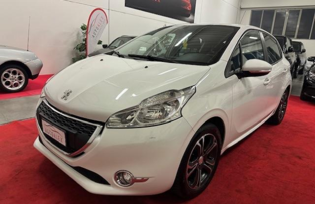 PEUGEOT 208  Diesel 2015