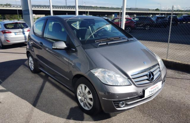 MERCEDES Classe A 160 Coupé Elegance Benzina 2010