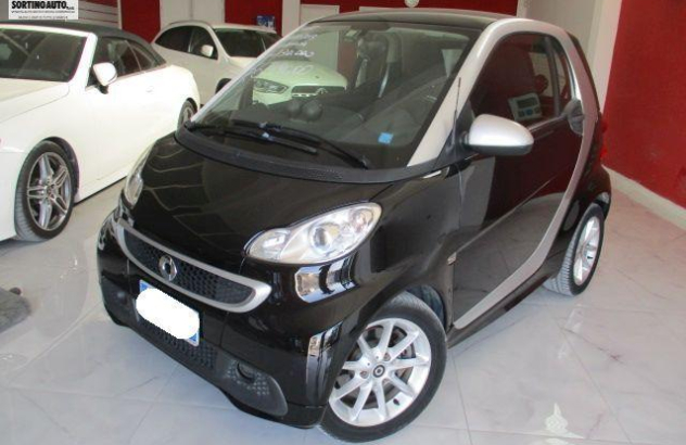 SMART Fortwo 1000 52 kW MHD coupé passion Benzina 2013