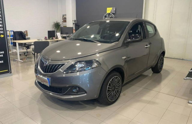 LANCIA Ypsilon  Elettrica-Benzina 2023