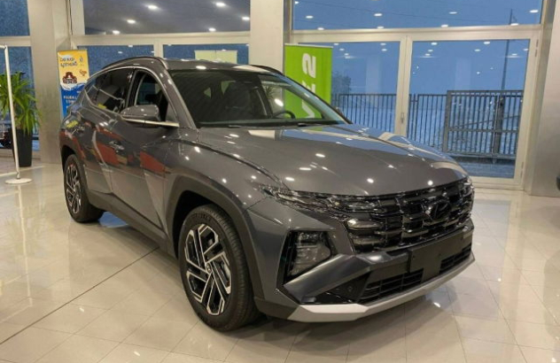 HYUNDAI Tucson  Elettrica-Benzina 2024