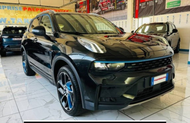 Lynk and co 01  Elettrica-Benzina 2023