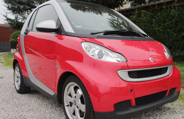 SMART Fortwo 1000 52 kW MHD coupé pure Benzina 2010