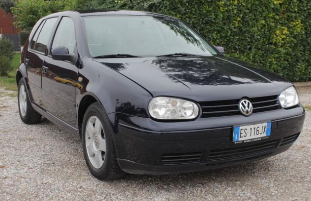 VOLKSWAGEN Golf  Benzina 1998