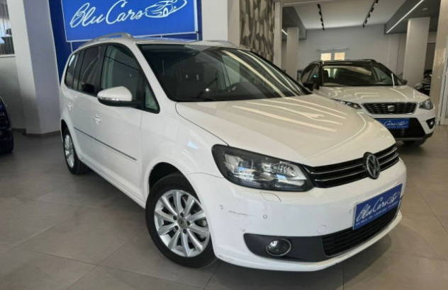 VOLKSWAGEN Touran  Diesel 2012