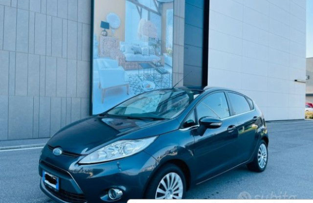 FORD Fiesta  Benzina 2009