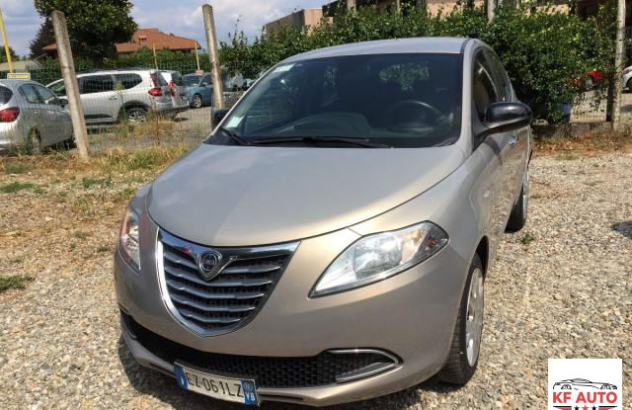 LANCIA Ypsilon 1.2 69 CV 5p. GPL Ecochic Silver GPL 2015