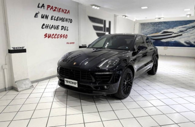 PORSCHE Macan  Benzina 2018