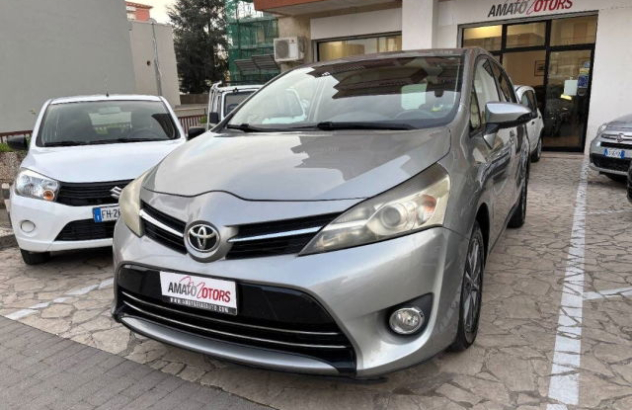 TOYOTA Verso  Diesel 2013