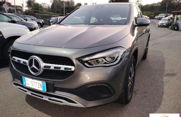 MERCEDES Classe GLA  Elettrica-Benzina 2022