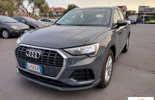 AUDI Q3 35 TDI S tronic Business Diesel 2022