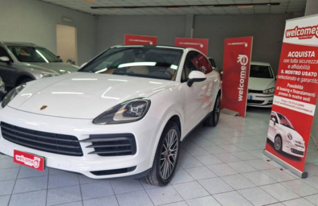 PORSCHE Cayenne  Benzina 2022