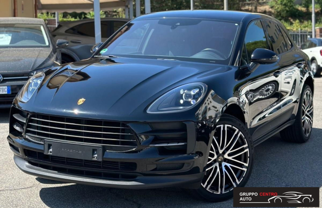 PORSCHE Macan 2.0  2021