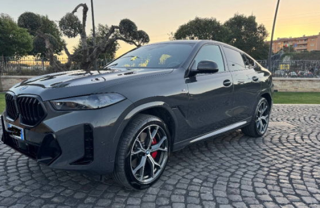 BMW X6  Elettrica-Benzina 2023