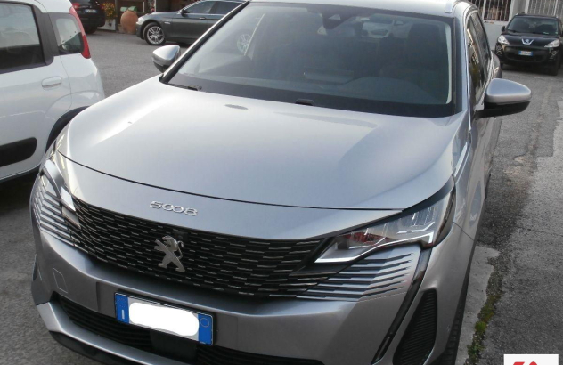 PEUGEOT 5008  Diesel 2021