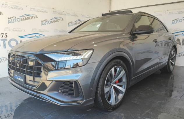 AUDI Q8  Elettrica-Diesel 2019