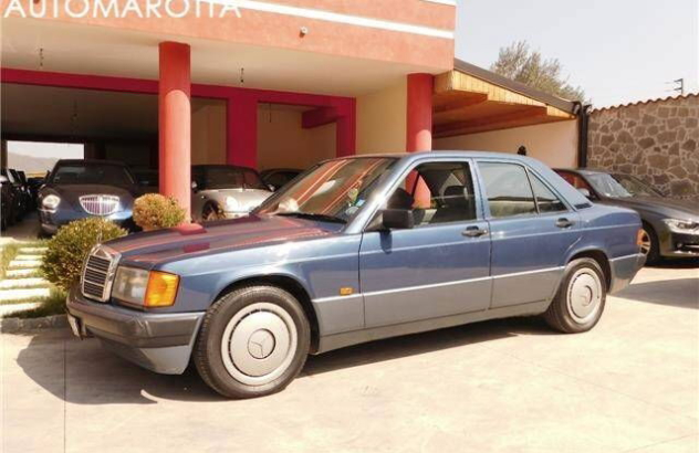 MERCEDES 190  Benzina 1990