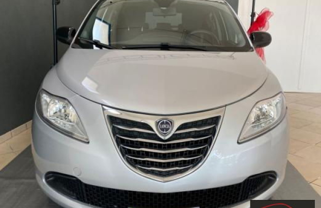 LANCIA Ypsilon 1.2 69 CV 5 porte GPL Ecochic Silver Benzina 2012