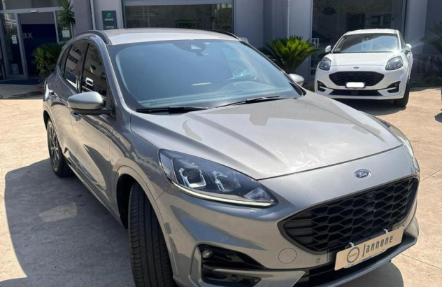 FORD Kuga   2021